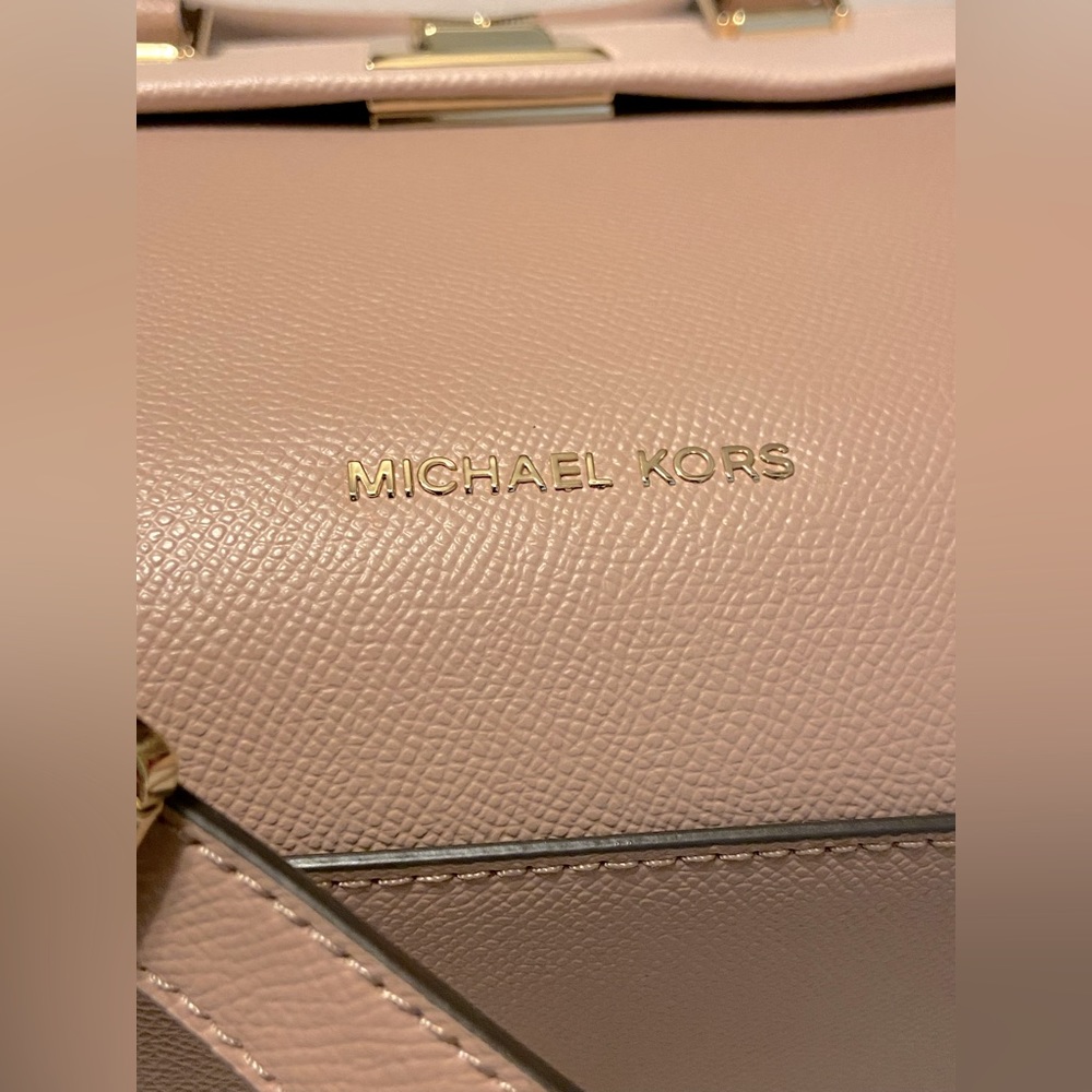 NWOT Michael Kors Sylvia Satchel - Picture 12 of 16